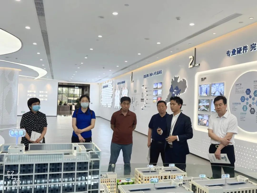 河北省滄州市政協(xié)考察團一行蒞臨廣東醫(yī)谷?珠海生命科學(xué)園考察交流